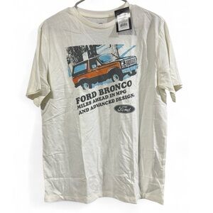 🍗 art class Cream Ford Bronco Graphic Tee